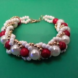 Elegant Christmas Themed Bracelet.